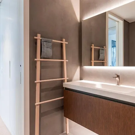 Apartamento Upscale Riverside By Lovelystay