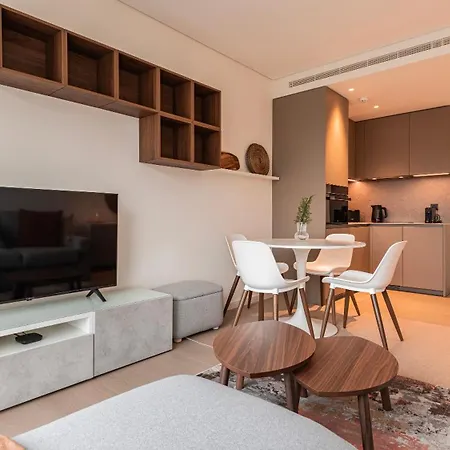 Upscale Riverside By Lovelystay Apartament *