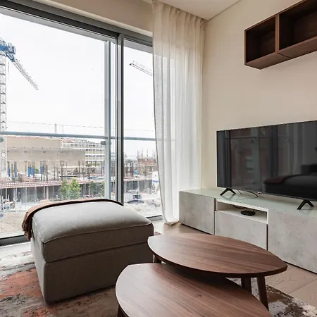 Apartament Upscale Riverside By Lovelystay *
